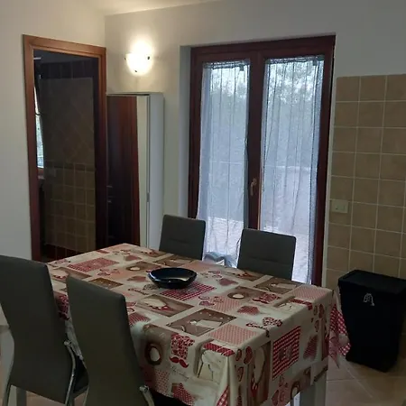 Apartmán Domus Claudio In Villam Pomezia