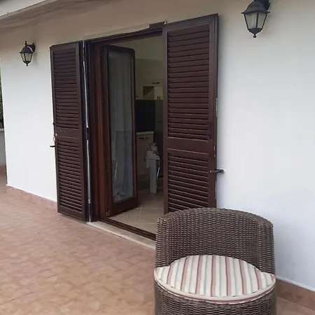 Domus Claudio In Villam * Pomezia