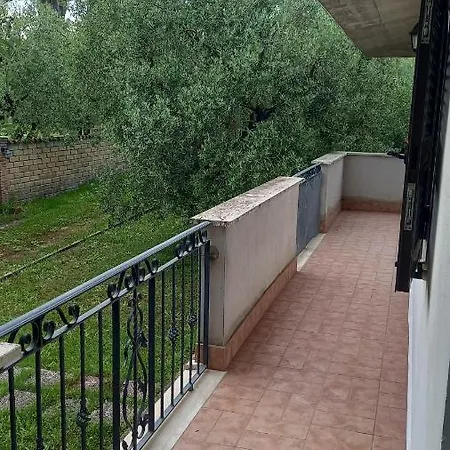 Domus Claudio In Villam Apartmán Pomezia